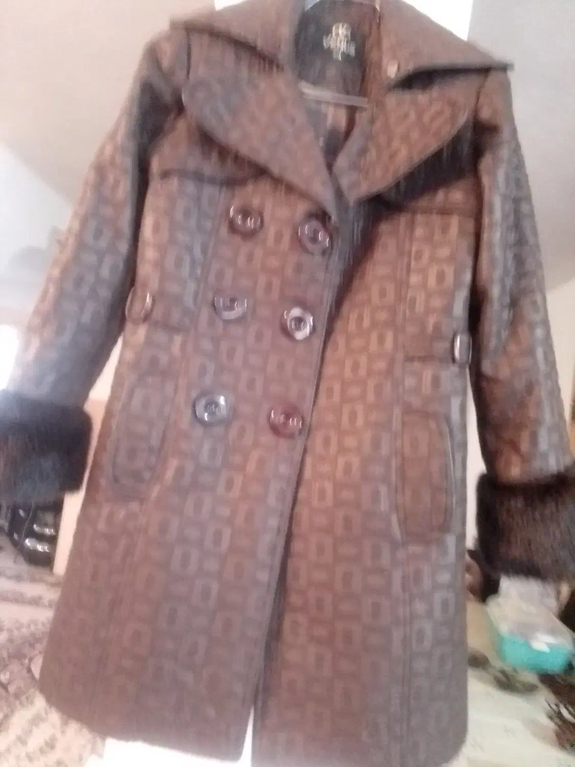 پالتو چرم|لباس|نوشهر, |دیوار