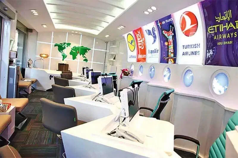 استخدام نیروی کار جهت رانندگی،پذیرش،فروش،انبار|استخدام خدمات فروشگاه و رستوران|اراک, |دیوار