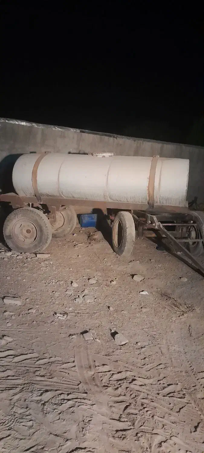 تانک اب|ماشین‌آلات صنعتی|رضویه, |دیوار