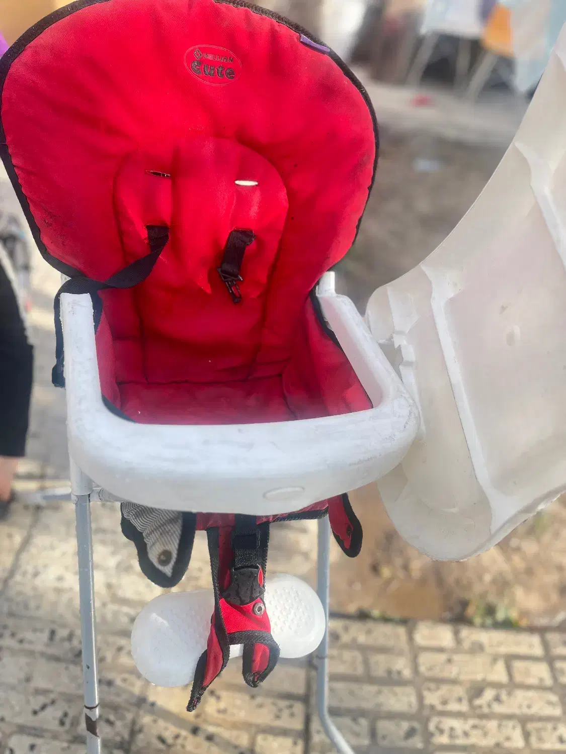 صندلی کودک|تخت و صندلی بچه|اردبیل, |دیوار