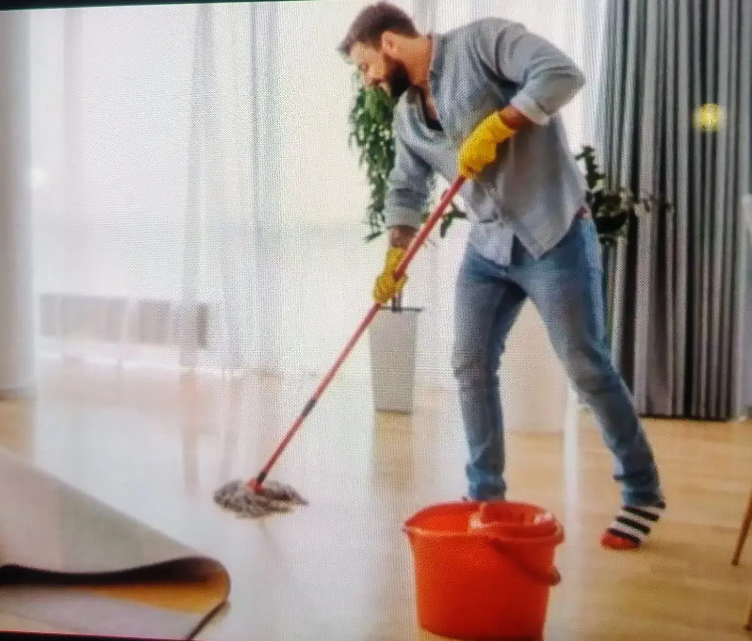 نظافت راه پله و پیلوت یکتاپاک|خدمات نظافت|قزوین, |دیوار