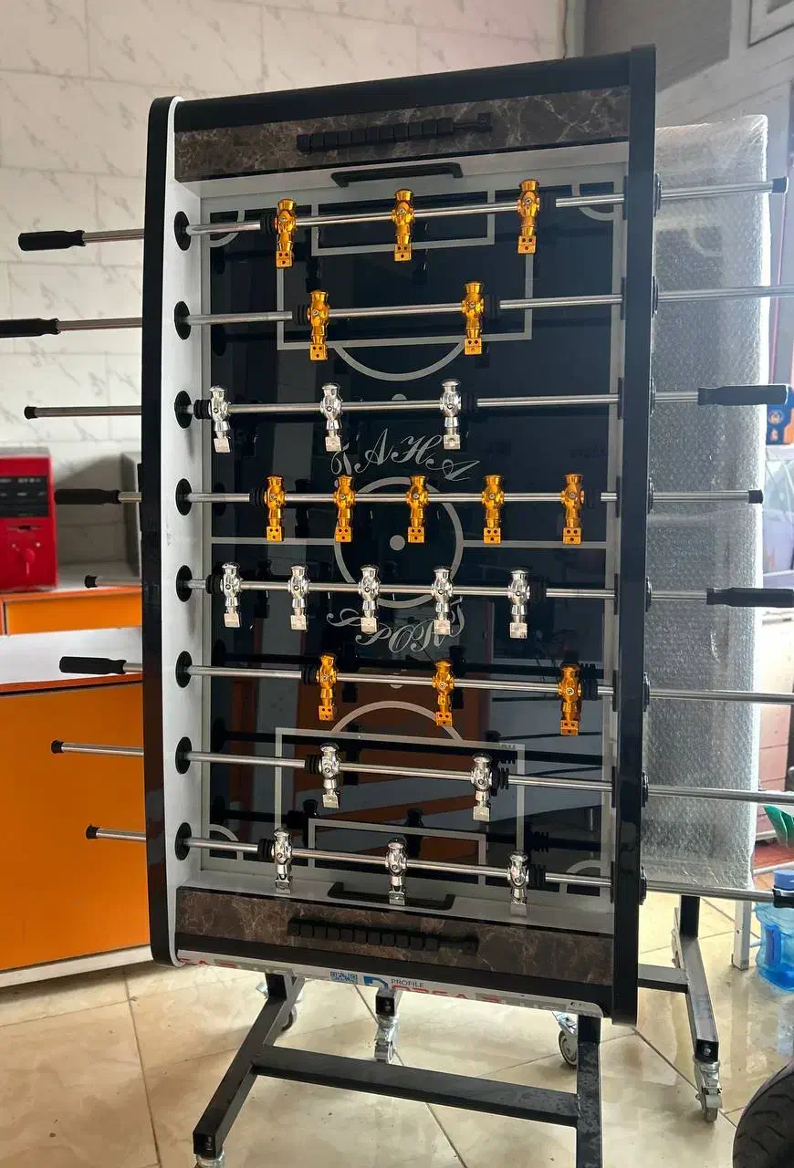 فوتبال دستی(تاشو چرخدار) کف شیشه ای|کلکسیون و سرگرمی|اسفرورین, |دیوار