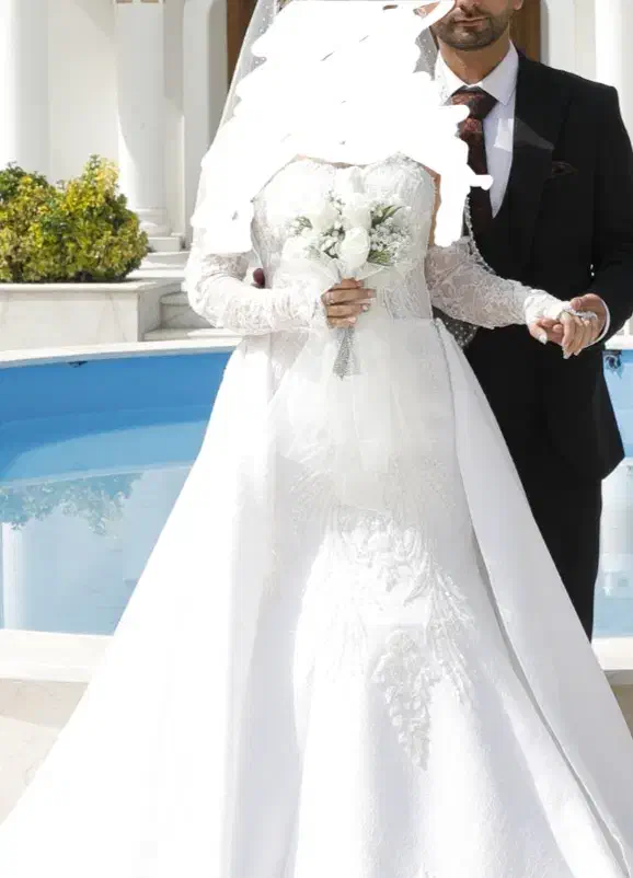 لباس عروس مدل ماهی دانتل فرانسه دودامنه شنل رایگان|لباس|پاکدشت, پاکدشت (مامازند)|دیوار