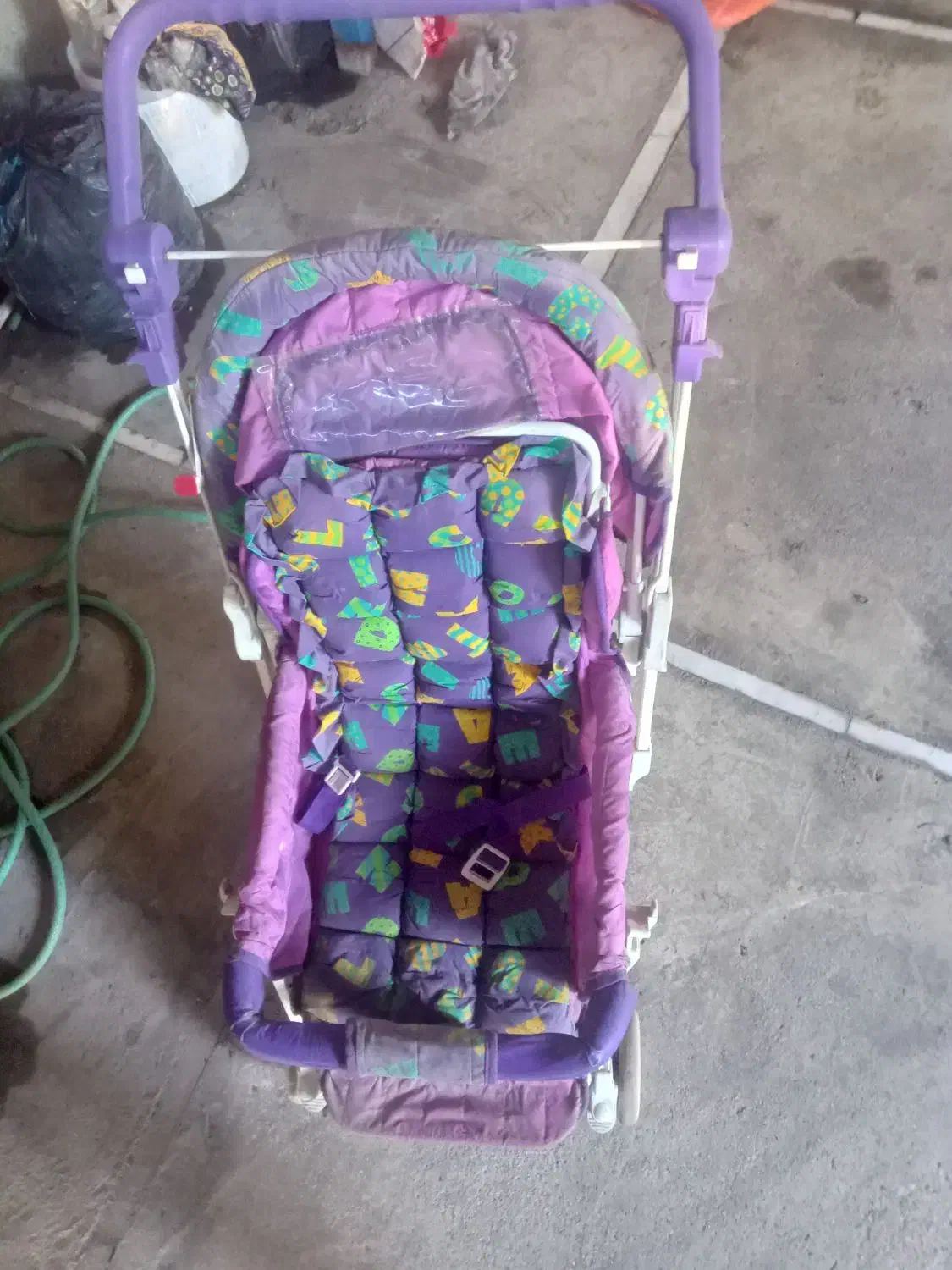 کالسکه در حد نو|کالسکه و لوازم جانبی|چالوس, |دیوار