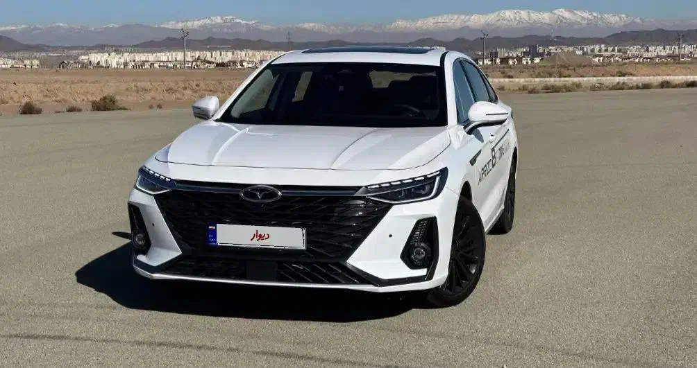 اریزو ۸ تحویل برج ۱۴۰۳/۱۲|خودرو سواری و وانت|بندرعباس, |دیوار