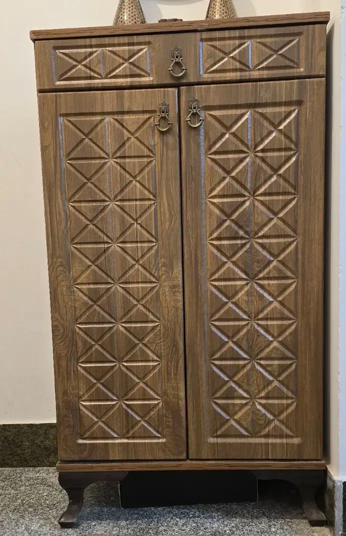 جاکفشی|جاکفشی، کمد، دراور|محمدشهر, جعفرآباد|دیوار