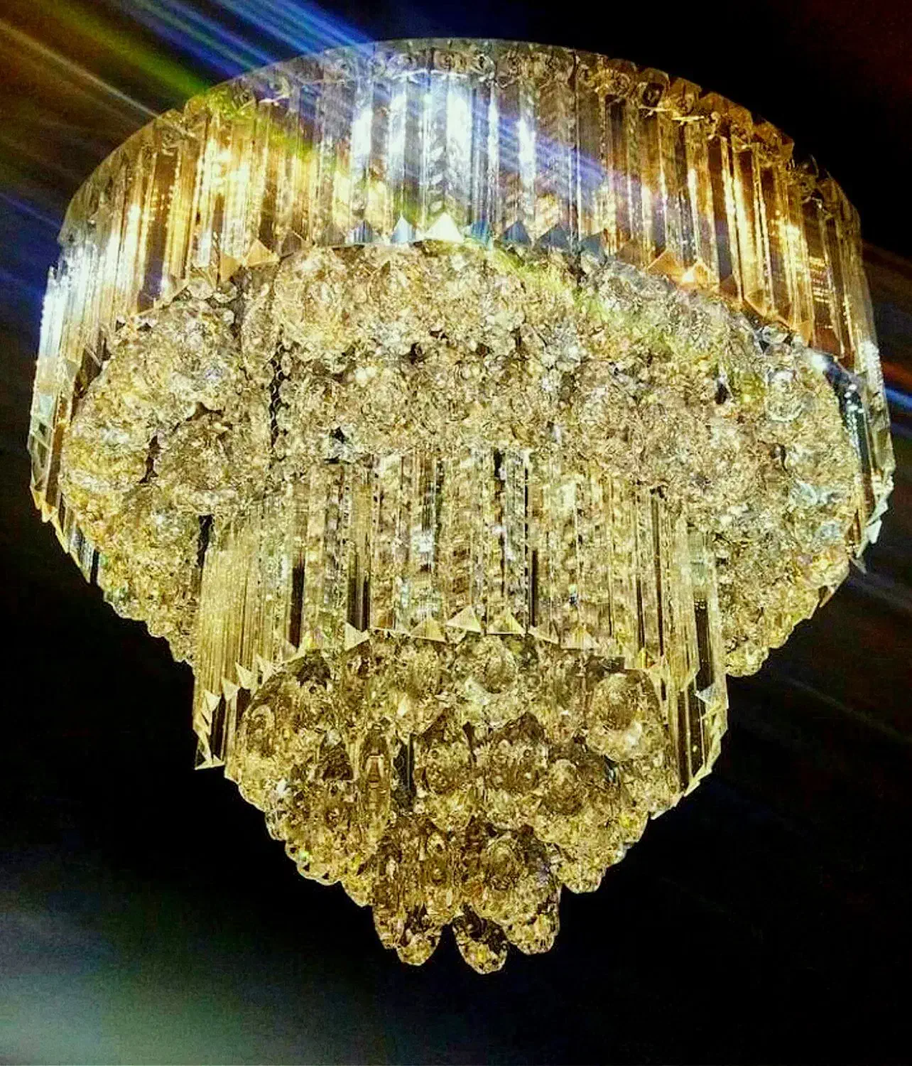 لوستر کریستالی مدل آفرا کد.697|لوستر و چراغ آویز|قم, نیروگاه|دیوار