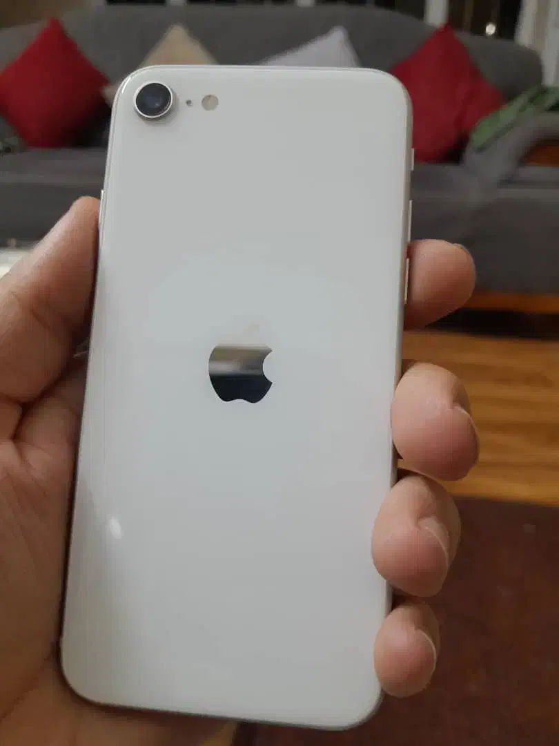 آیفون se 2020|موبایل|تهران, لویزان|دیوار