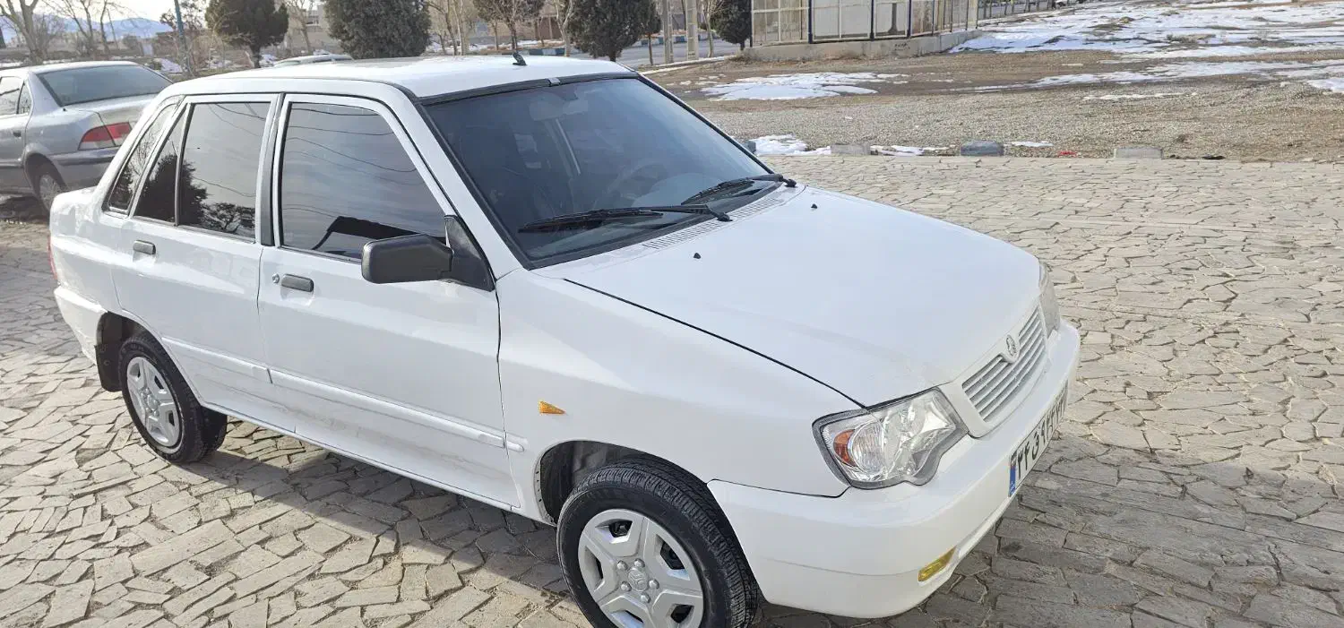 132 مدل 89|خودرو سواری و وانت|آباده, |دیوار