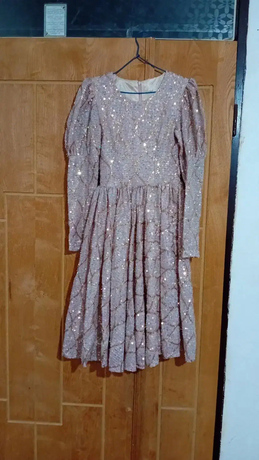 لباس مجلسی|لباس|اردبیل, |دیوار