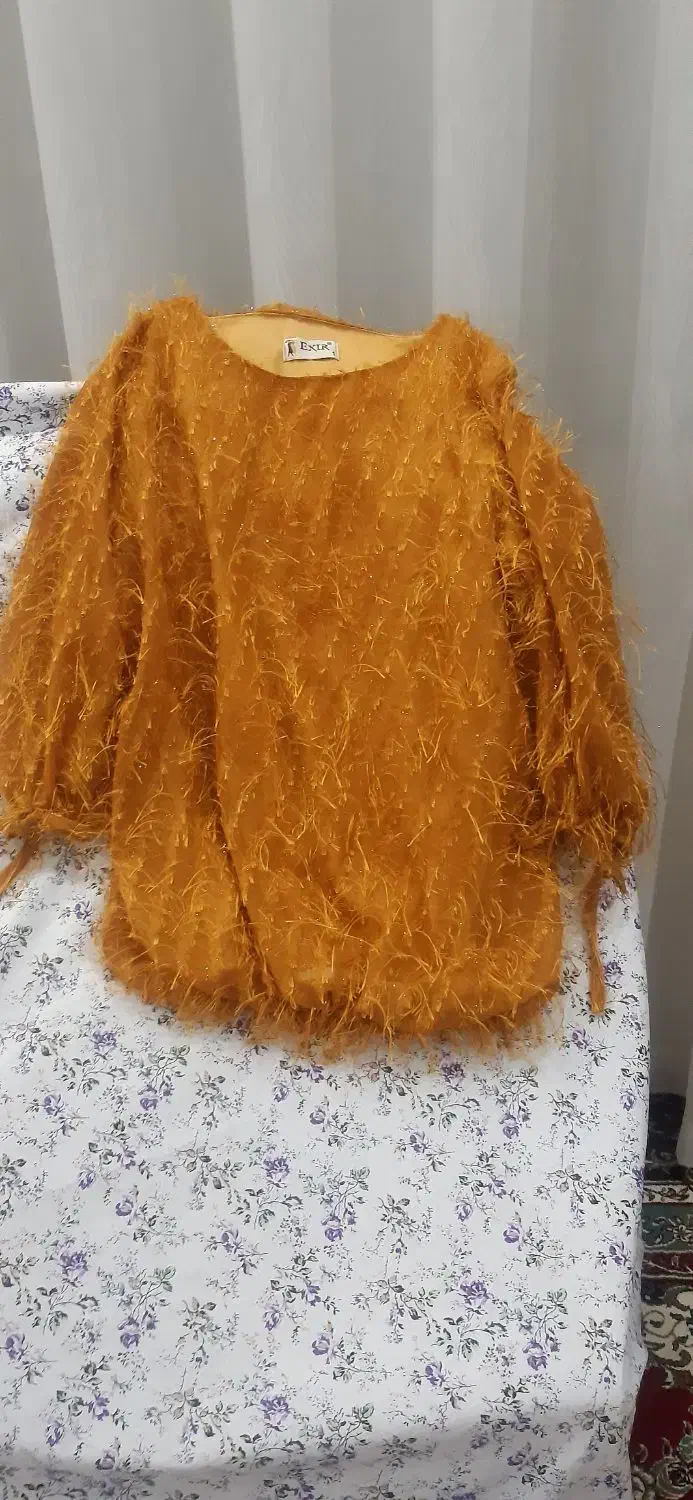 پوشاک|لباس|ملارد, |دیوار