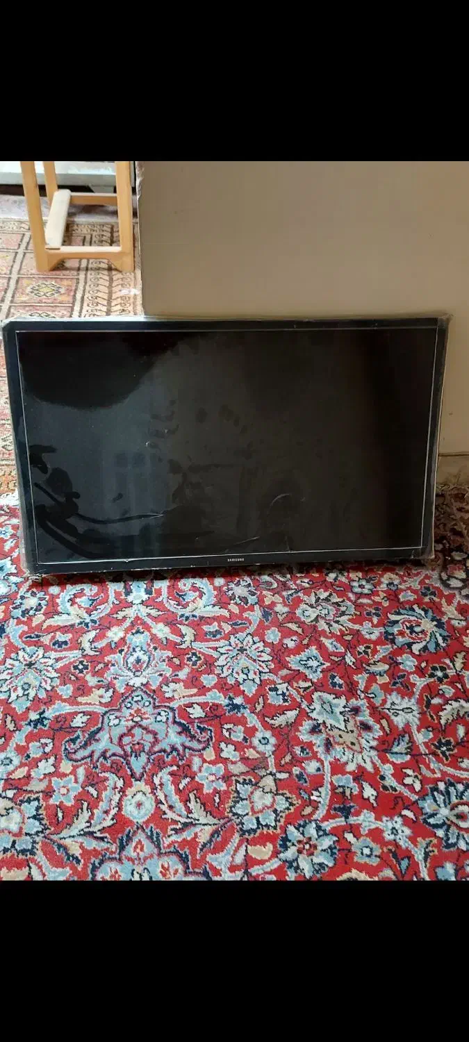ال ای دی ۳۲ شکسته سامسونگ|تلویزیون و پروژکتور|اصفهان, گرکان|دیوار
