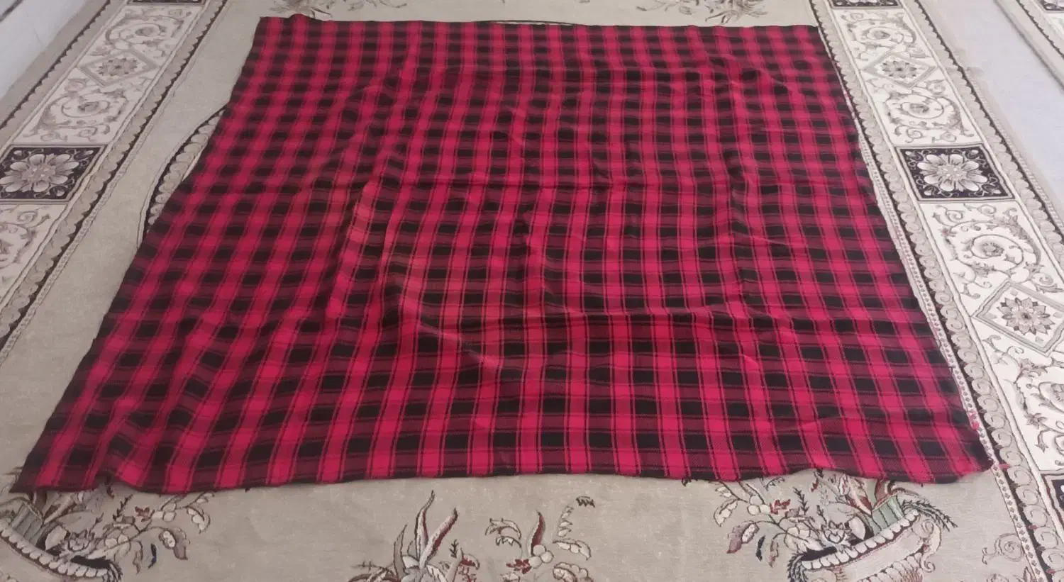 موج زیبا|گلیم، جاجیم، گبه|اردبیل, |دیوار