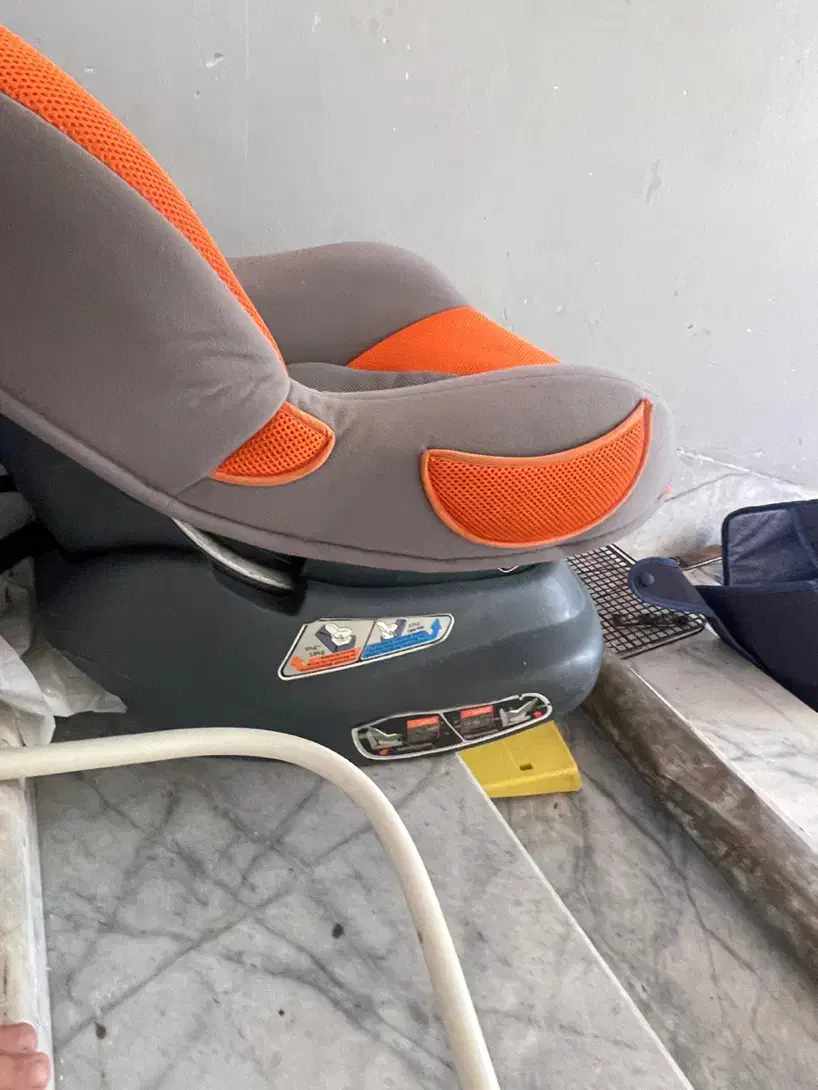 کریر و صندلی ماشین کودک|کالسکه و لوازم جانبی|چابهار, |دیوار