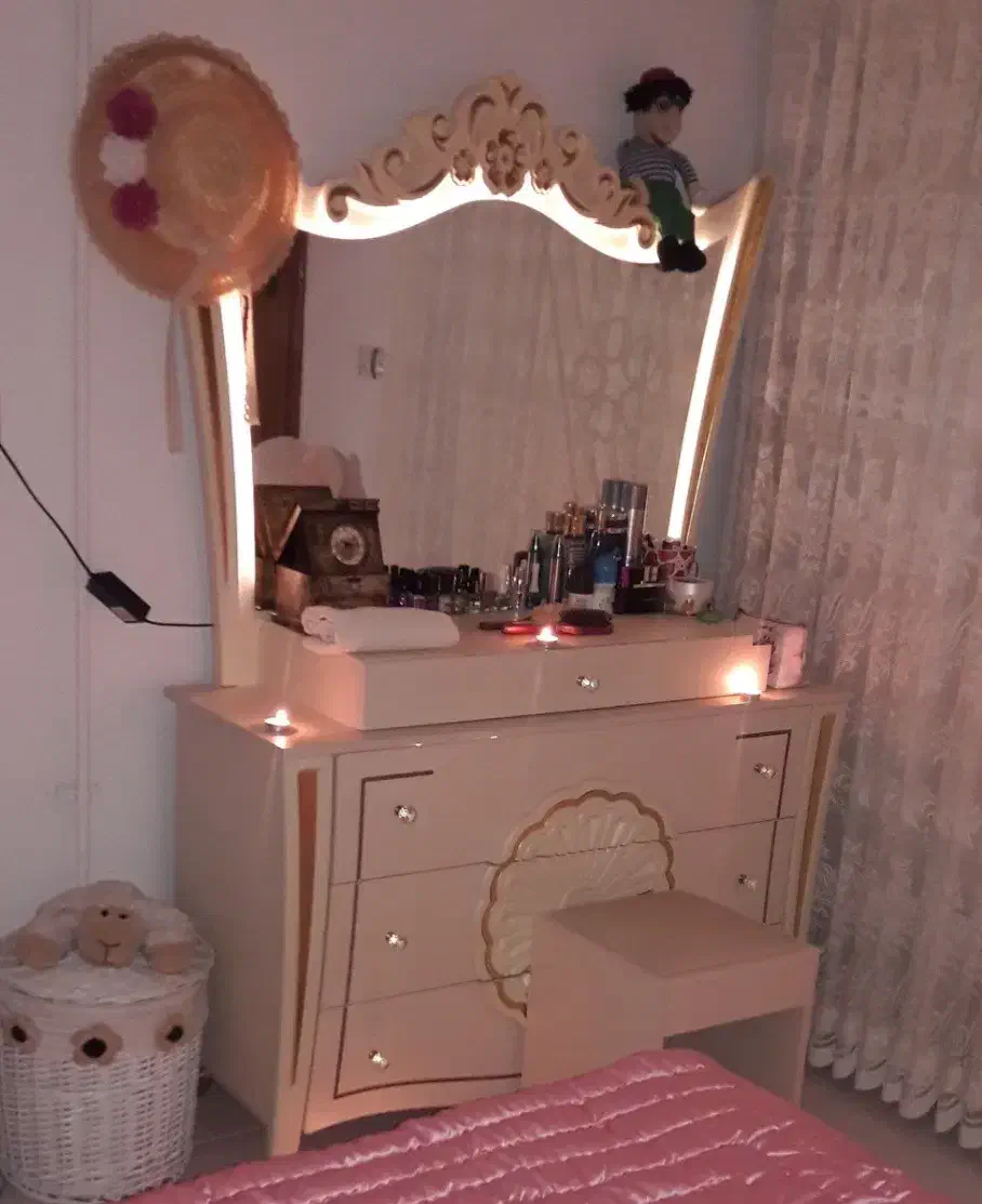 سرویس خواب|تخت و سرویس خواب|قائم‌شهر, |دیوار