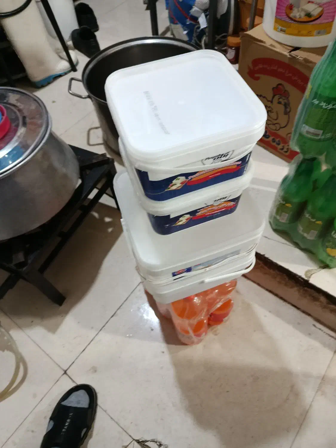 فروش دبه پنیر|ظروف نگهدارنده، پلاستیکی، یک‌بارمصرف|خرم‌آباد, |دیوار