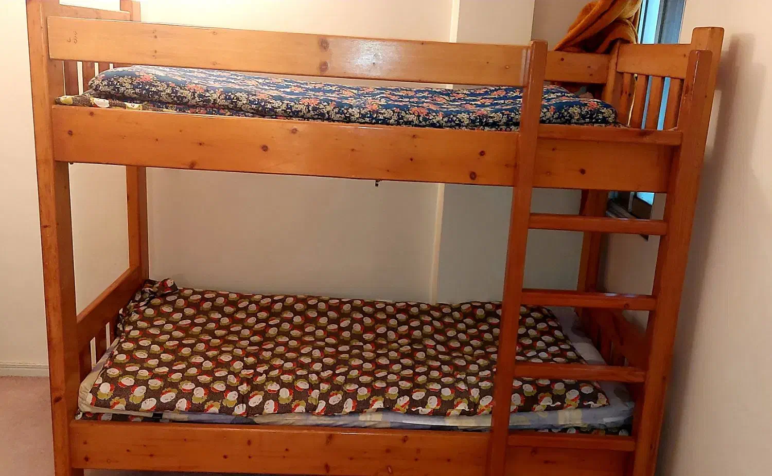 تخت دوطبقه چوب روسی در بابلسر|تخت و سرویس خواب|تهران, قبا|دیوار