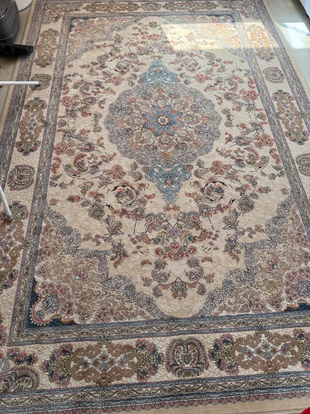 فرش در حد نوی نو|فرش|گناباد, |دیوار