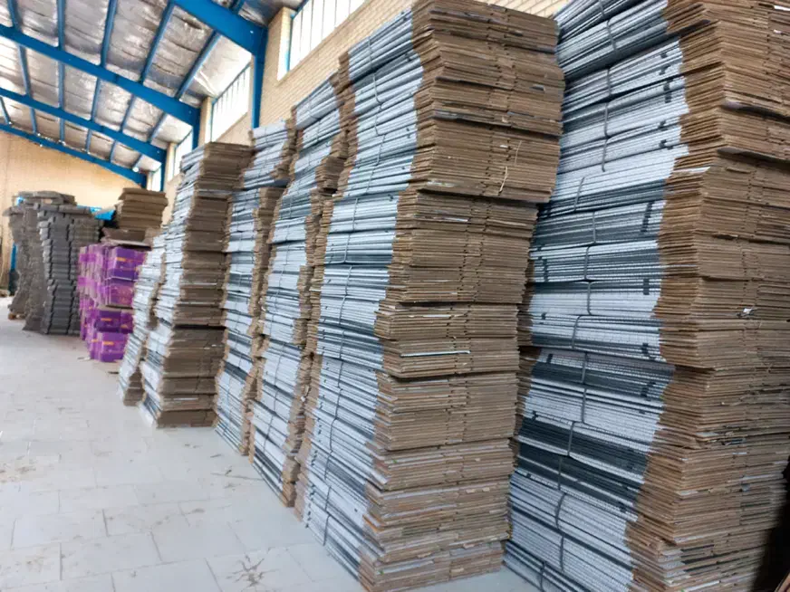 تولید کارتن و جعبه ((کارتن سازی ایلیا))|خدمات پیشه و مهارت|اصفهان, کوی امام جعفر صادق|دیوار