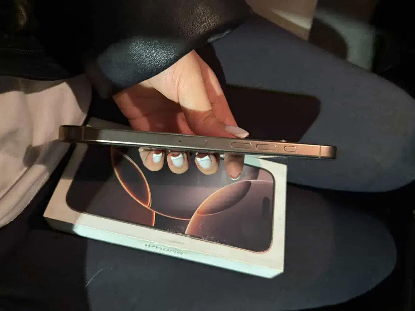 آیفون ۱۶ پرومکس ۵۱۲ بدون رجیستری/ iphone 16 promax|موبایل|مشهد, سجاد شهر|دیوار