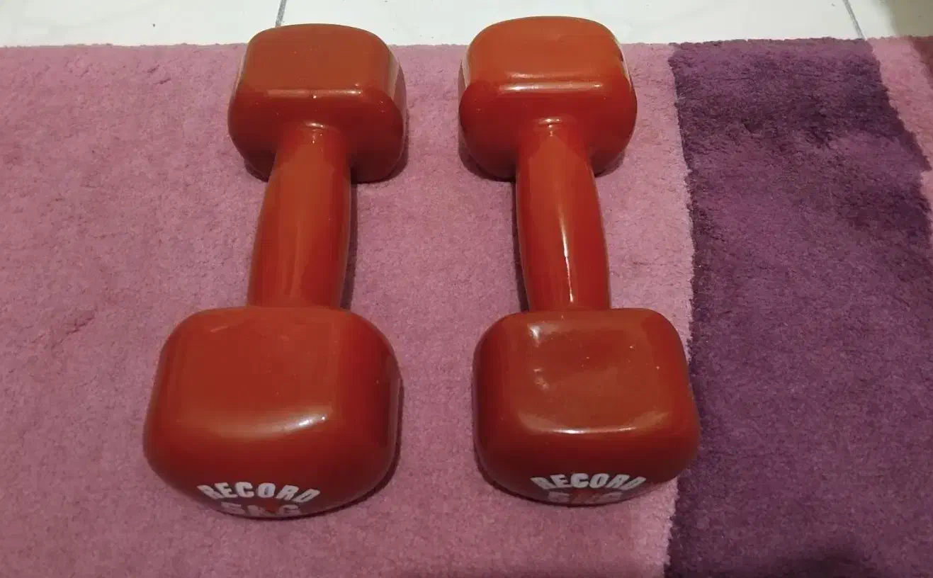 دمبل ۵ کیلویی رکورد|تجهیزات ورزشی|تهران, شادآباد|دیوار
