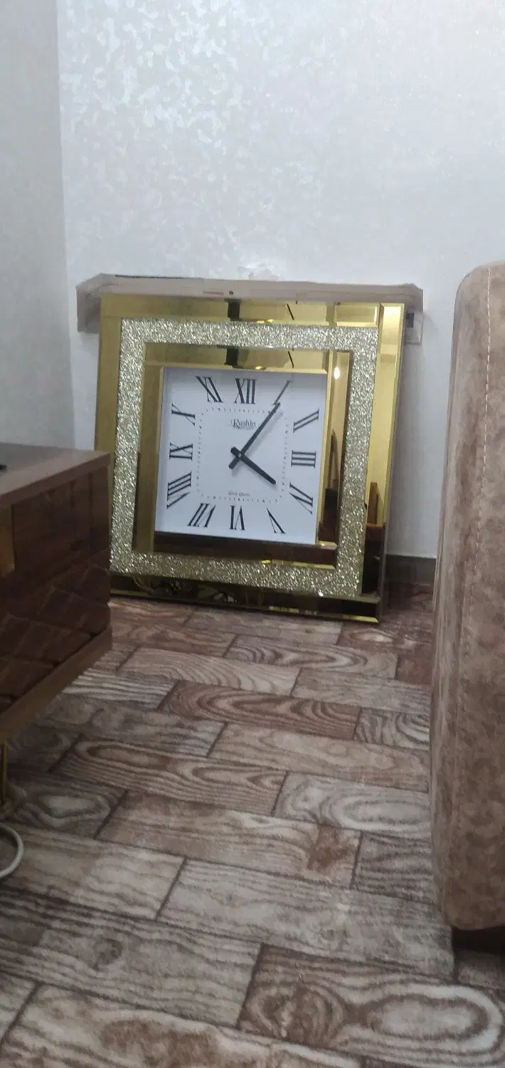 ساعت دیواری طلا کوب مارک سی تی زن|ساعت دیواری و تزئینی|لاهیجان, کوی خزر|دیوار