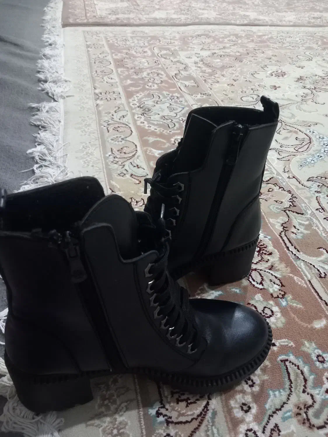 بوت زنونه|کیف، کفش، کمربند|ماهدشت, |دیوار