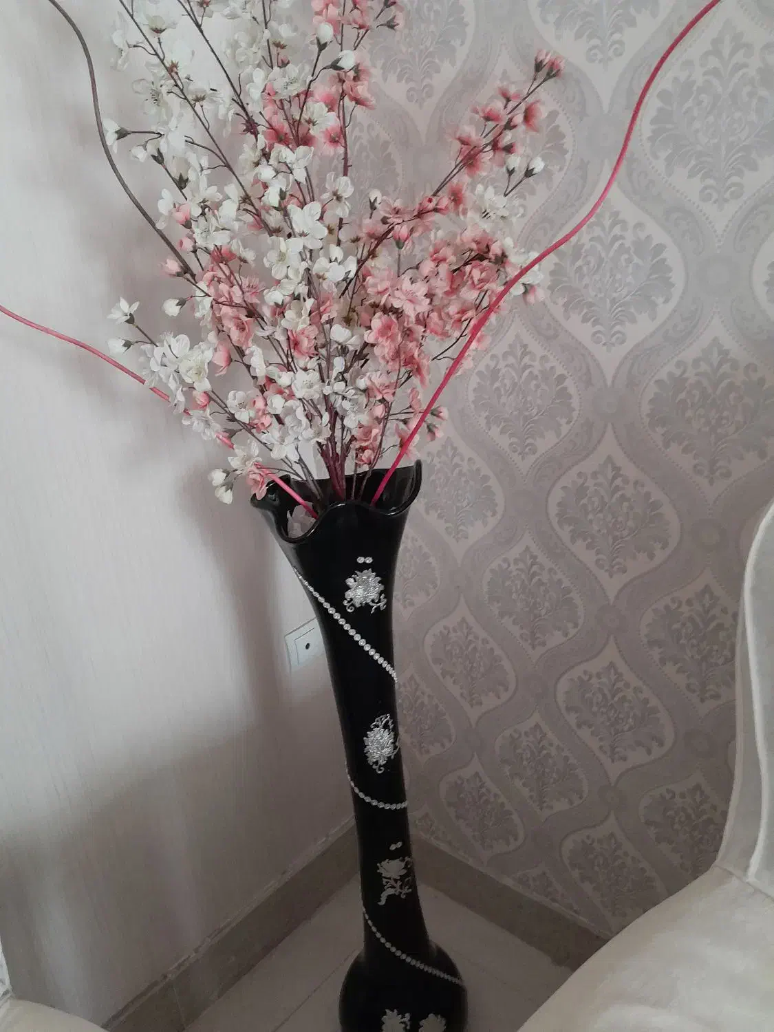 گلدان شیشه ای وگل شکوفه|گل مصنوعی|مشهد, دانشجو|دیوار