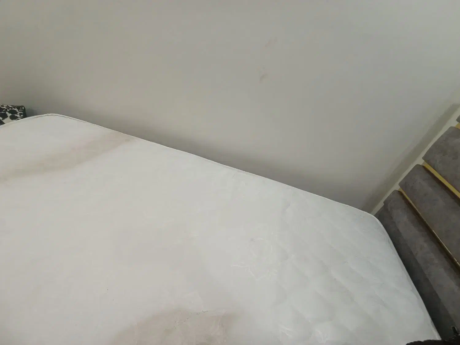 تشک مهدیس|تشک تختخواب|اهواز, کوی مهدیس|دیوار