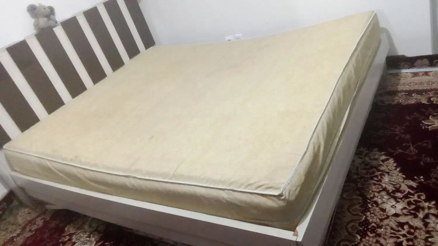 تشک دونفره ابری|تشک تختخواب|گلبهار, شهر جدید گلبهار|دیوار