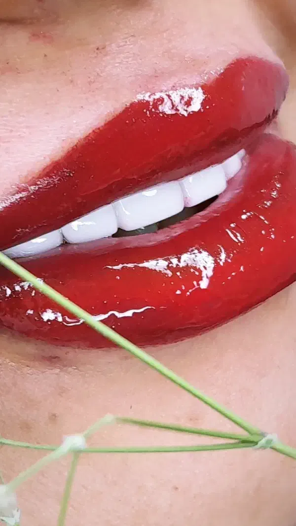 آرایش دائم و آموزش و رژلب و میکرو دائم|خدمات آرایشگری و زیبایی|نیشابور, هفده شهریور|دیوار