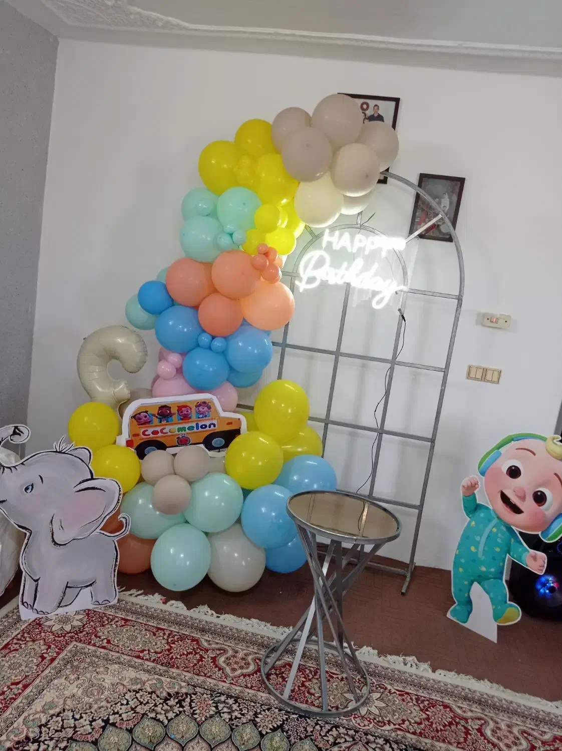 بادکنک آرایی.فینگرفود.جشن الفبا آب باتخفیف ویژه|خدمات پذیرایی، مراسم|مشهد, هدایت|دیوار