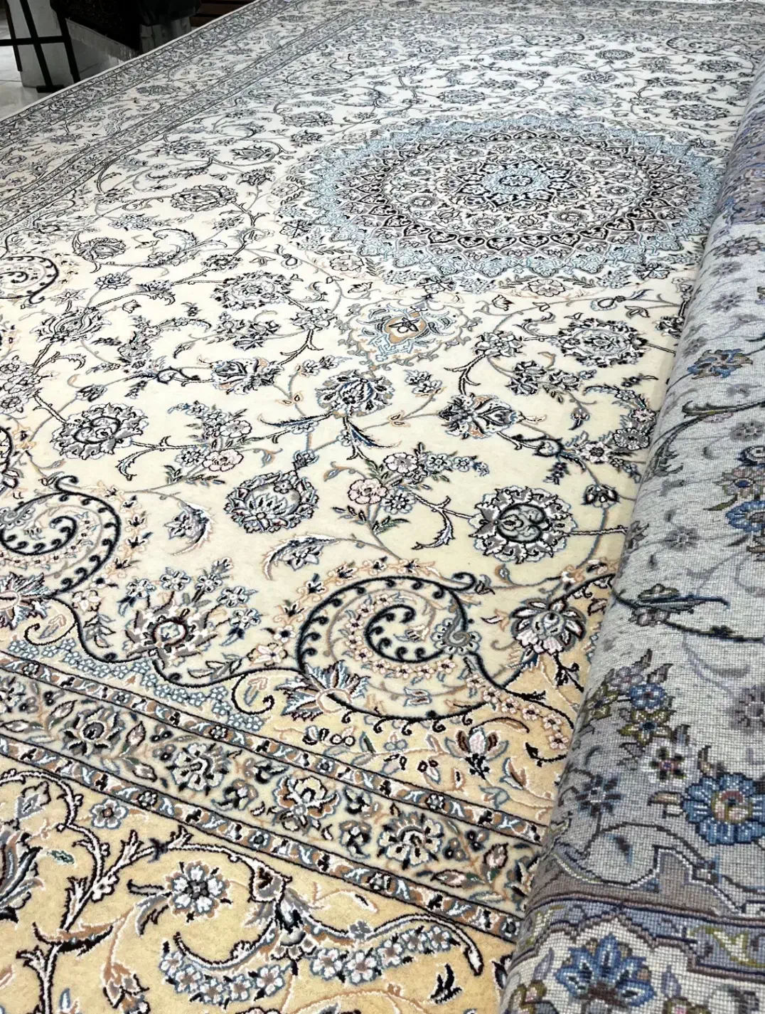 فرش دست بافت ۱۲ متری نایین|فرش|اصفهان, جلالیه|دیوار