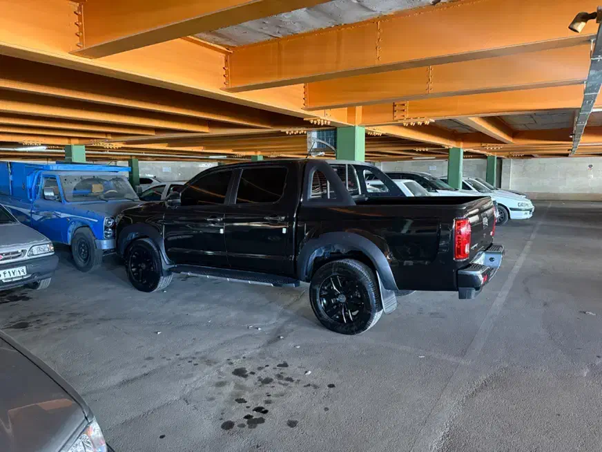 فروش T8 مشکی مدل 1402|خودرو سواری و وانت|کرمانشاه, |دیوار