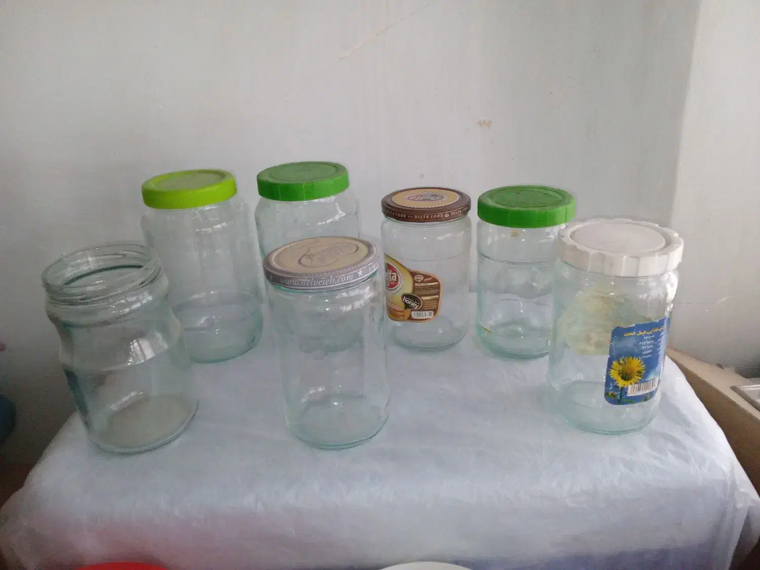 تعداد زیادی سطل و شیشه|ظروف نگهدارنده، پلاستیکی، یک‌بارمصرف|مرودشت, ژیان|دیوار