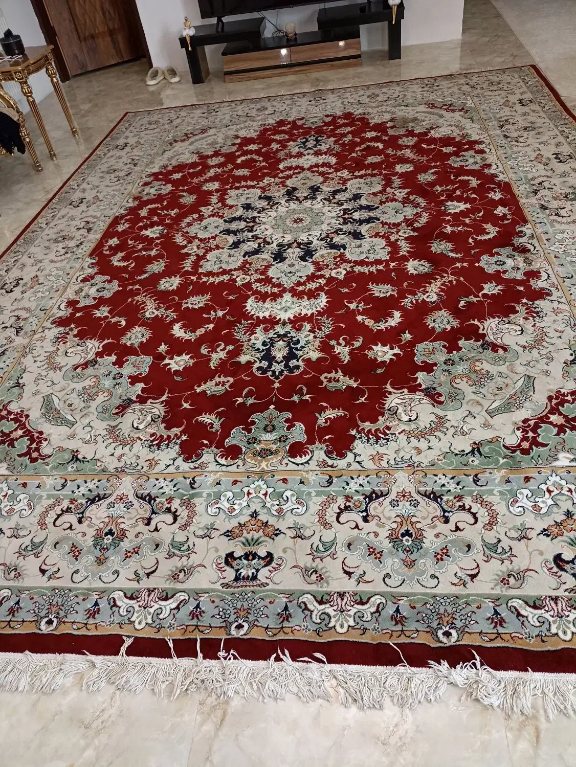 فرش ۷۰۰ شانه ۱۲ متری|فرش|باقرشهر, |دیوار