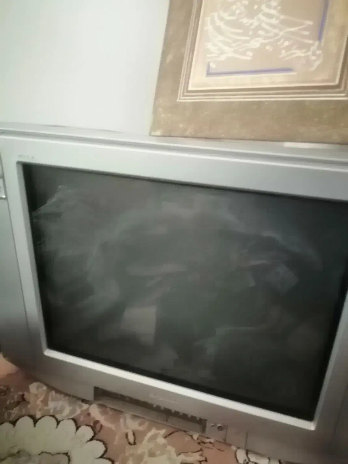 مبل وتلویزیون سامسونگ 500 هزار|مبلمان خانگی و میز عسلی|دورود, |دیوار