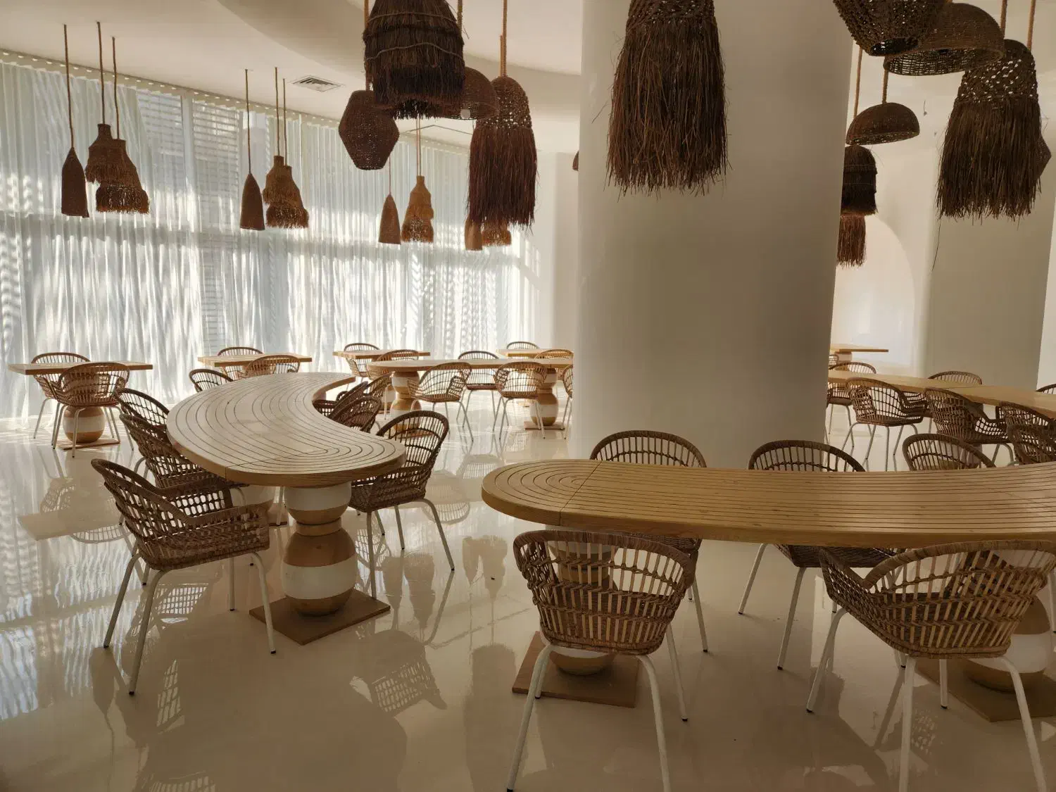 استخدام ویتر و سالن کار|استخدام خدمات فروشگاه و رستوران|فشم, |دیوار