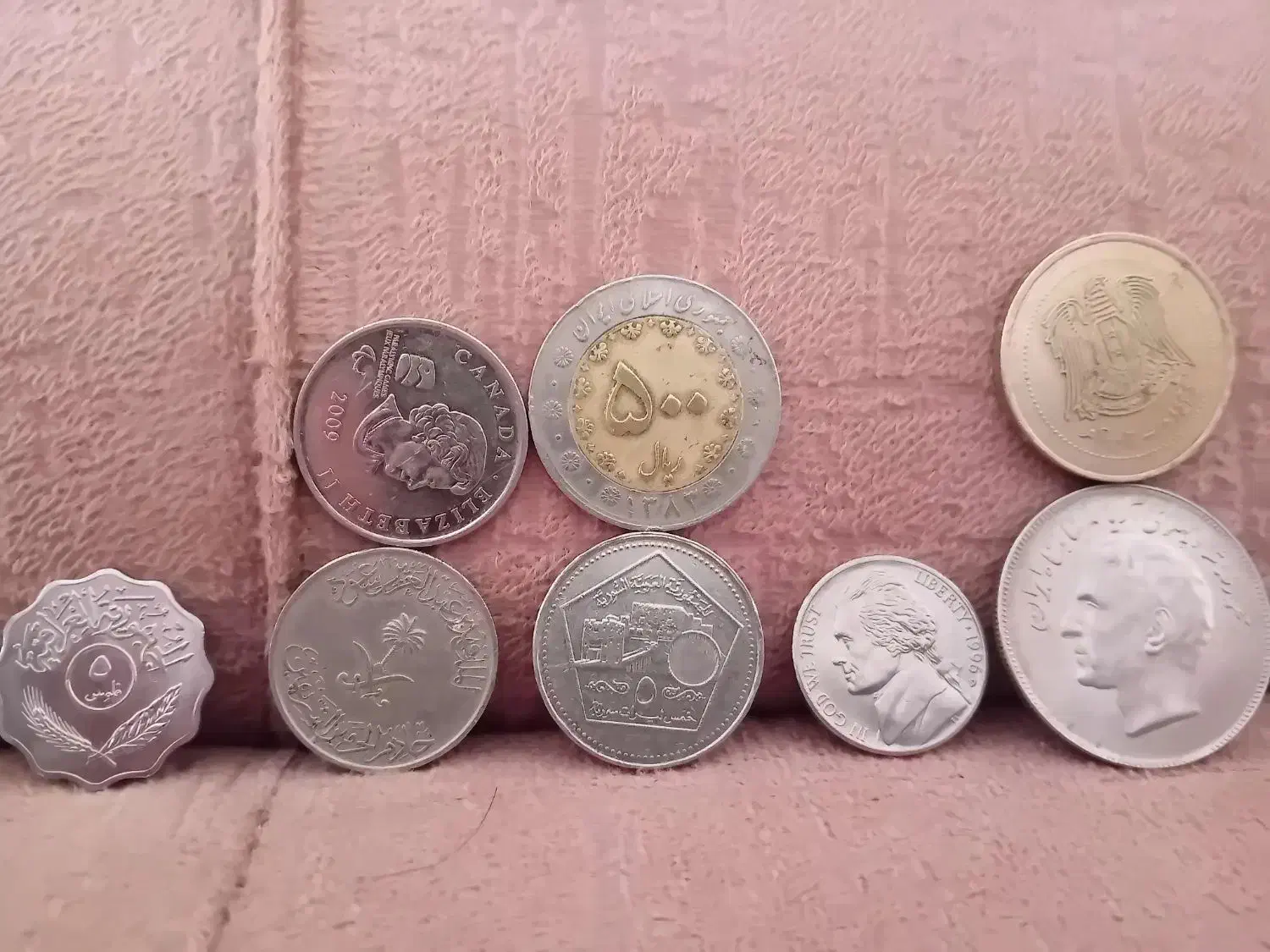 فروش تعداد سکه کلکسیونی خارجی و ایرانی|کلکسیون سکه، تمبر، اسکناس|مهاباد (آذربایجان غربی), |دیوار