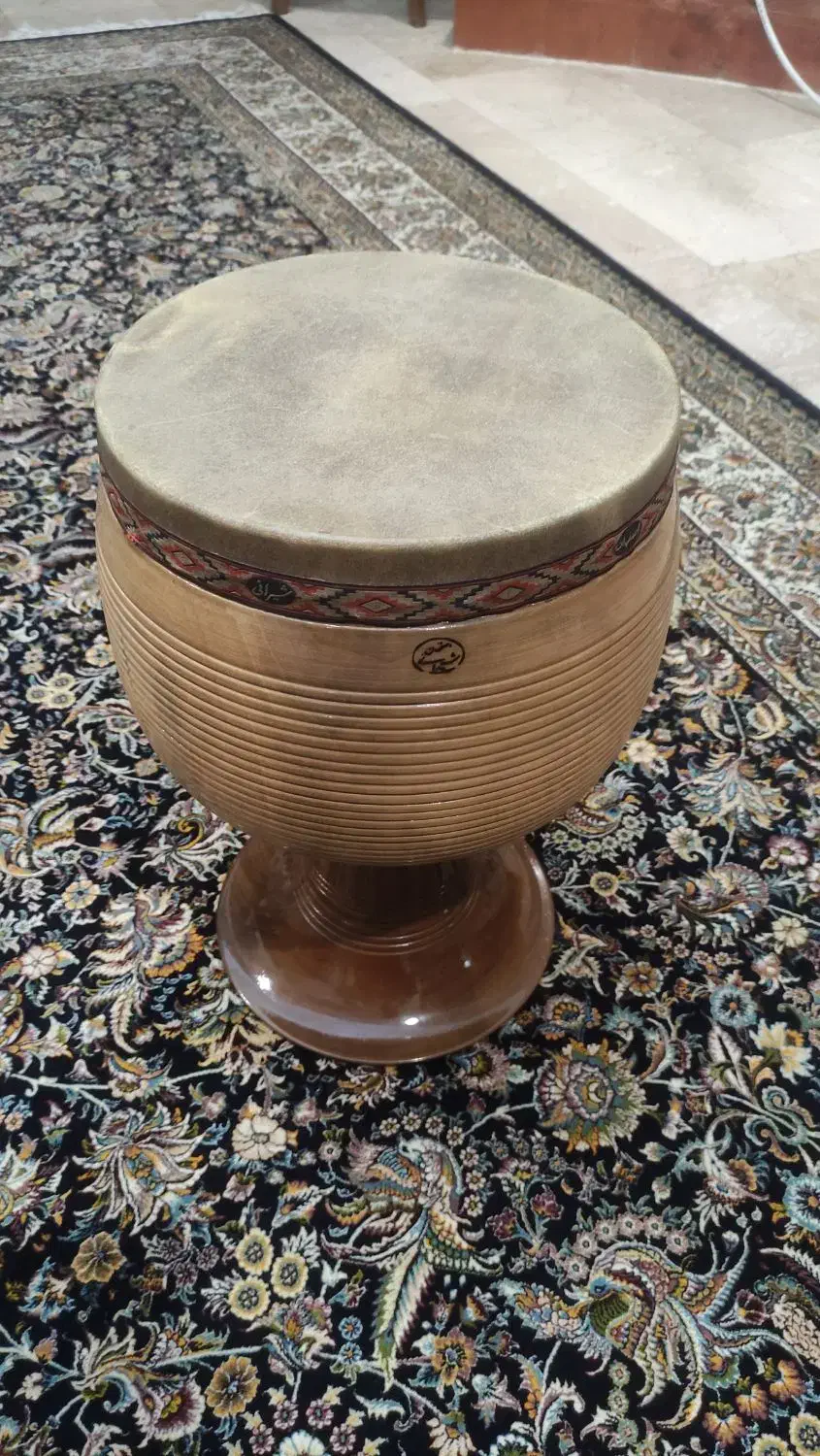 تمبک شیرانی یک مهر یک تکه با تمام اقلام مورد نیاز|سازهای سنتی|تهران, فلسطین (میدان انقلاب)|دیوار