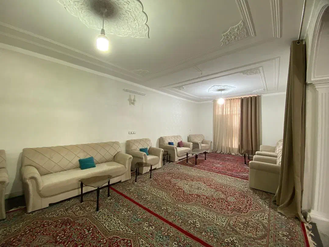 مبل و عسلی جلوش|مبلمان خانگی و میز عسلی|رفسنجان, |دیوار