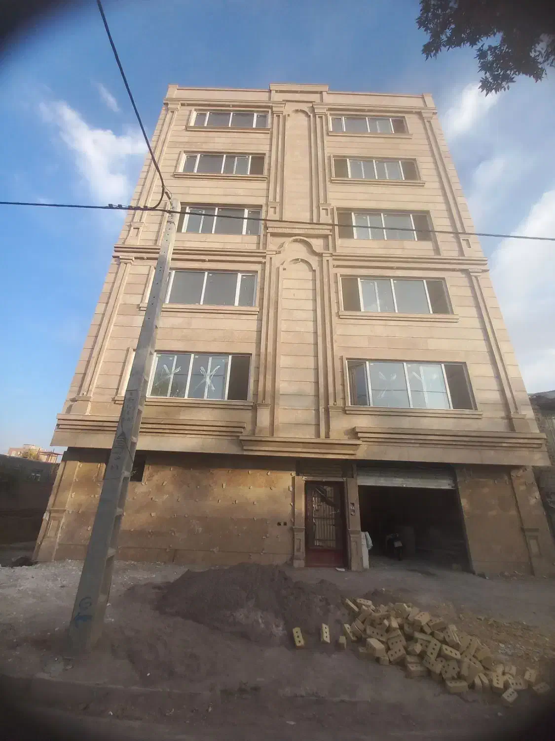 واحد ۱۴۰ متری ۳خواب لاچینی|فروش آپارتمان|قوچان, |دیوار