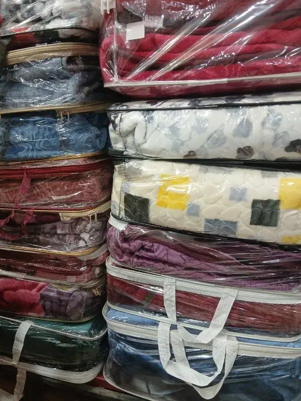 فروش ویژه انواع پتو ،پتومسافرتی،روتختی|رختخواب، بالش، پتو|قروه, |دیوار