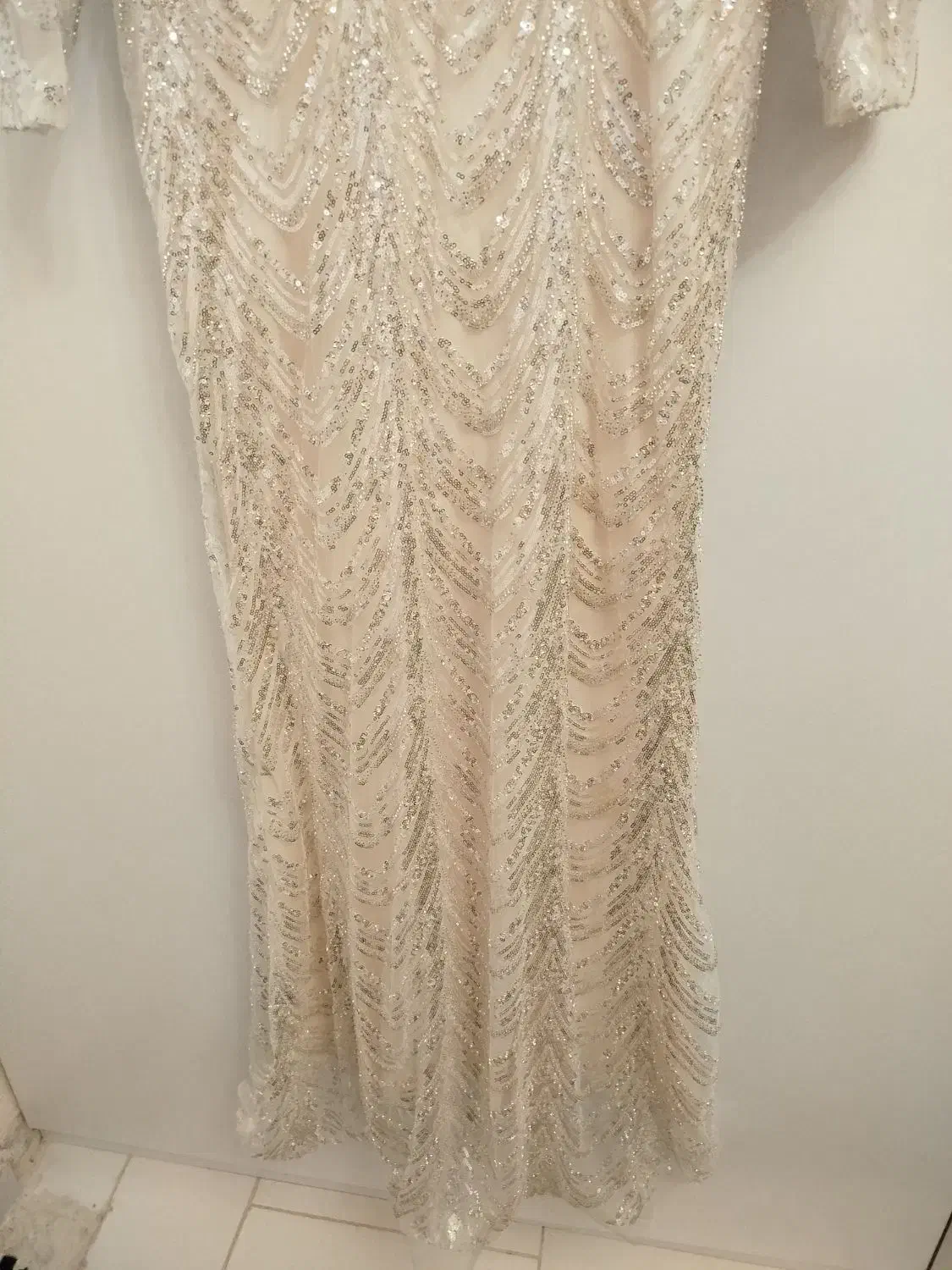 پیراهن مجلسی|لباس|پرند, فاز ۶|دیوار