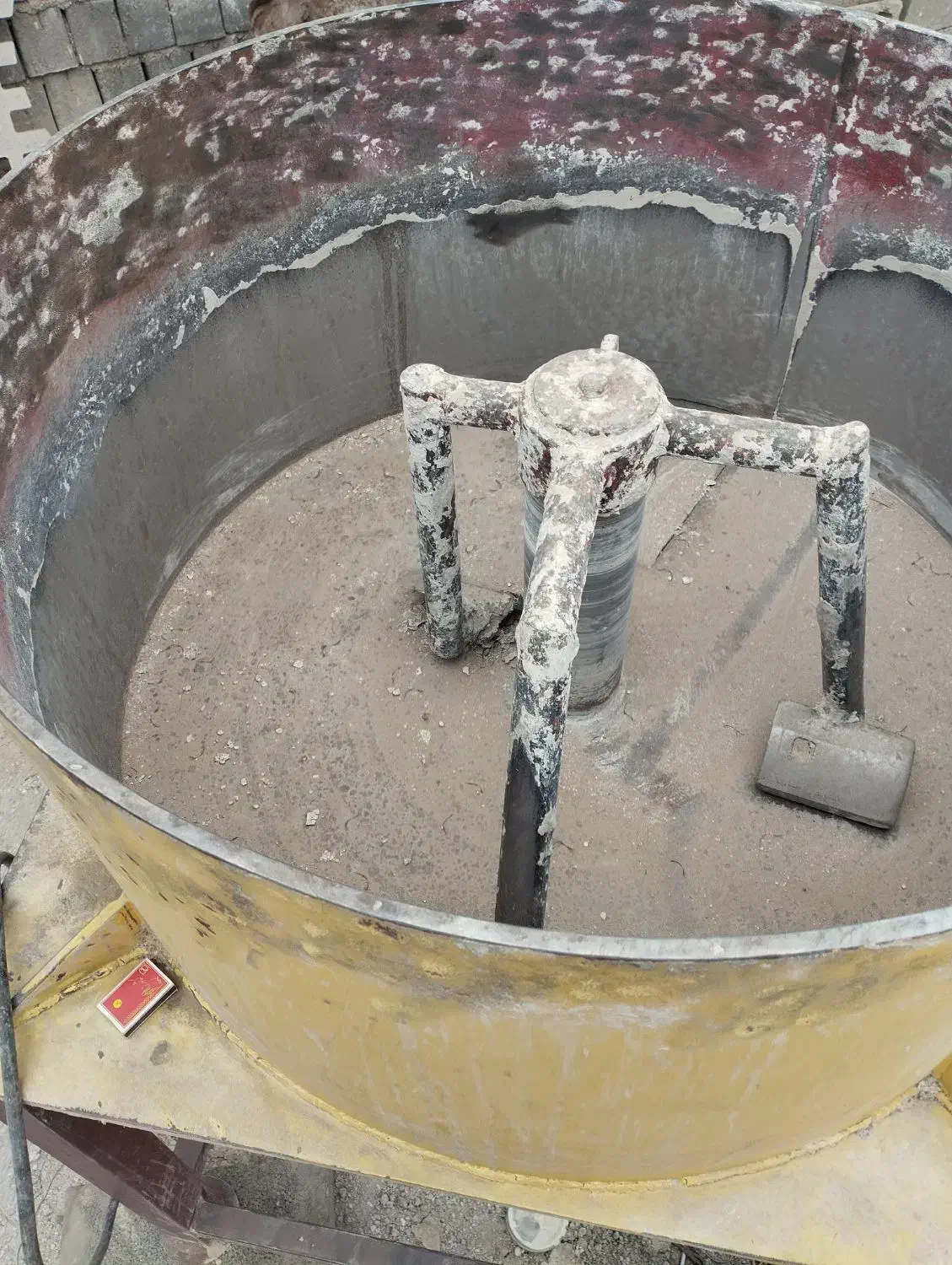 میکسر،میزویبره،ان.انواع قالب، ترازو|ماشین‌آلات صنعتی|یزد, |دیوار