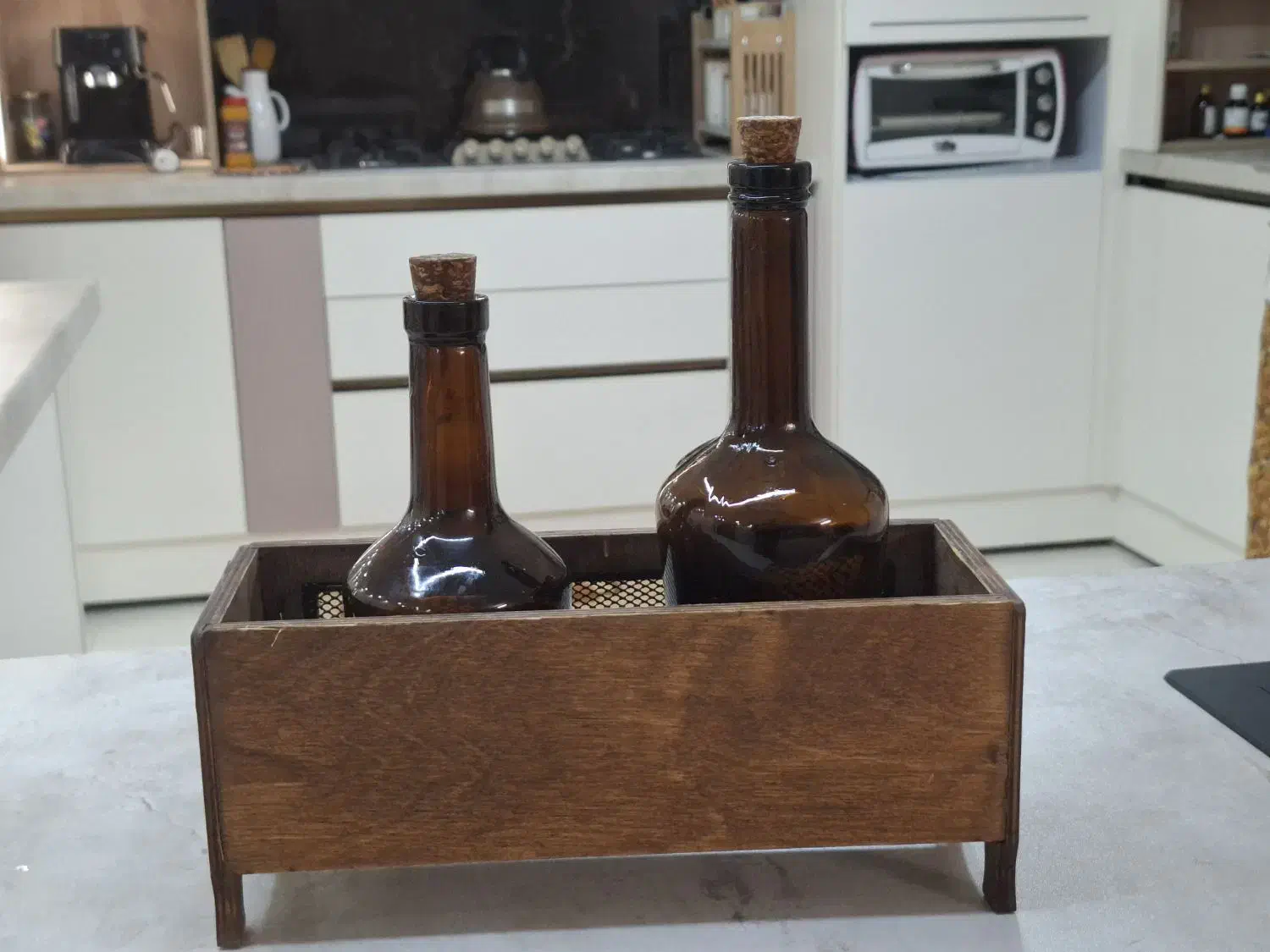 سرویس ادویه جات و روغن|ظروف نگهدارنده، پلاستیکی، یکبارمصرف|صدرا-فارس, فاز ۱|دیوار