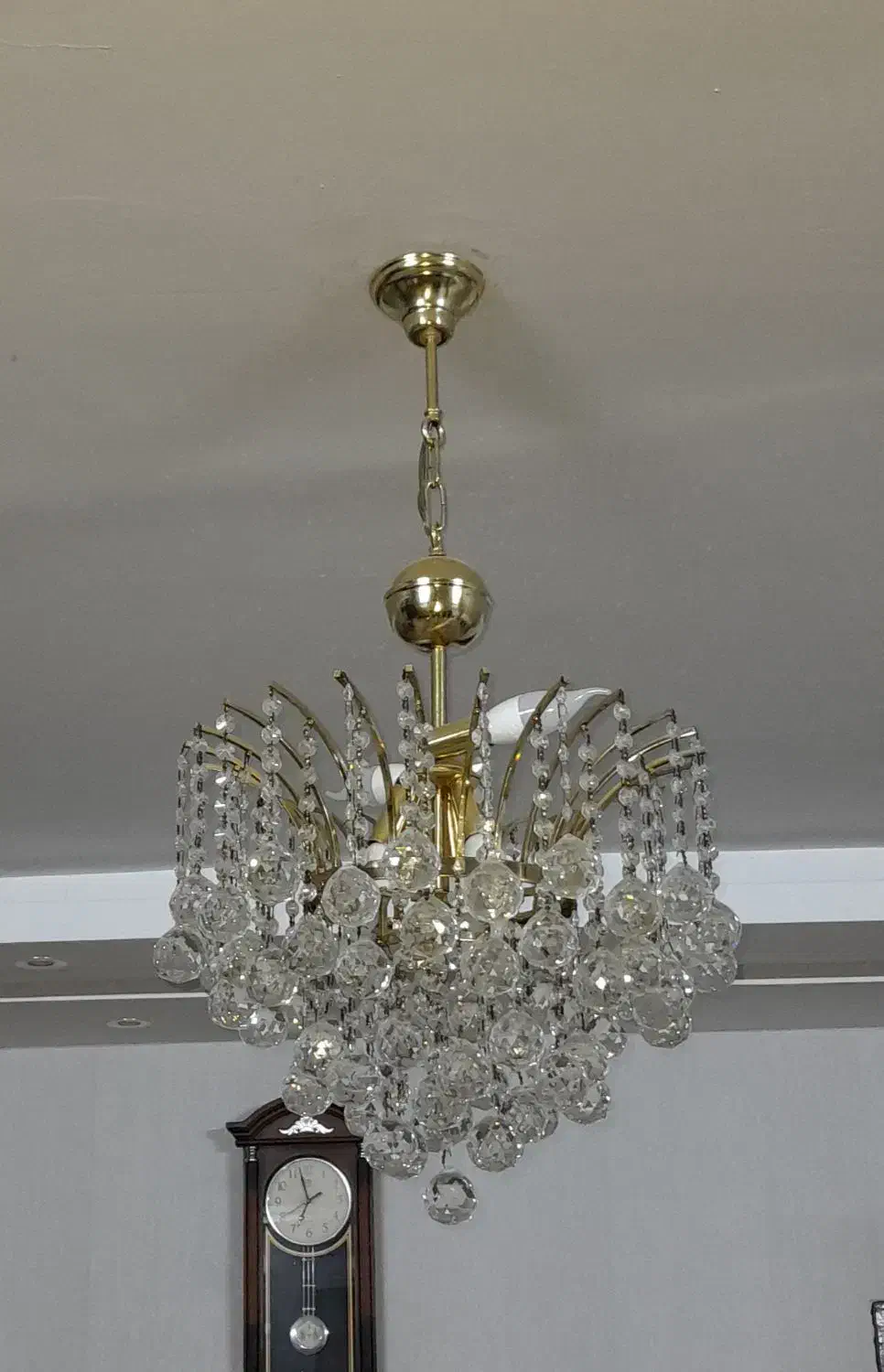 لوستر بدنه برنج|لوستر و چراغ آویز|اصفهان, جلالیه|دیوار