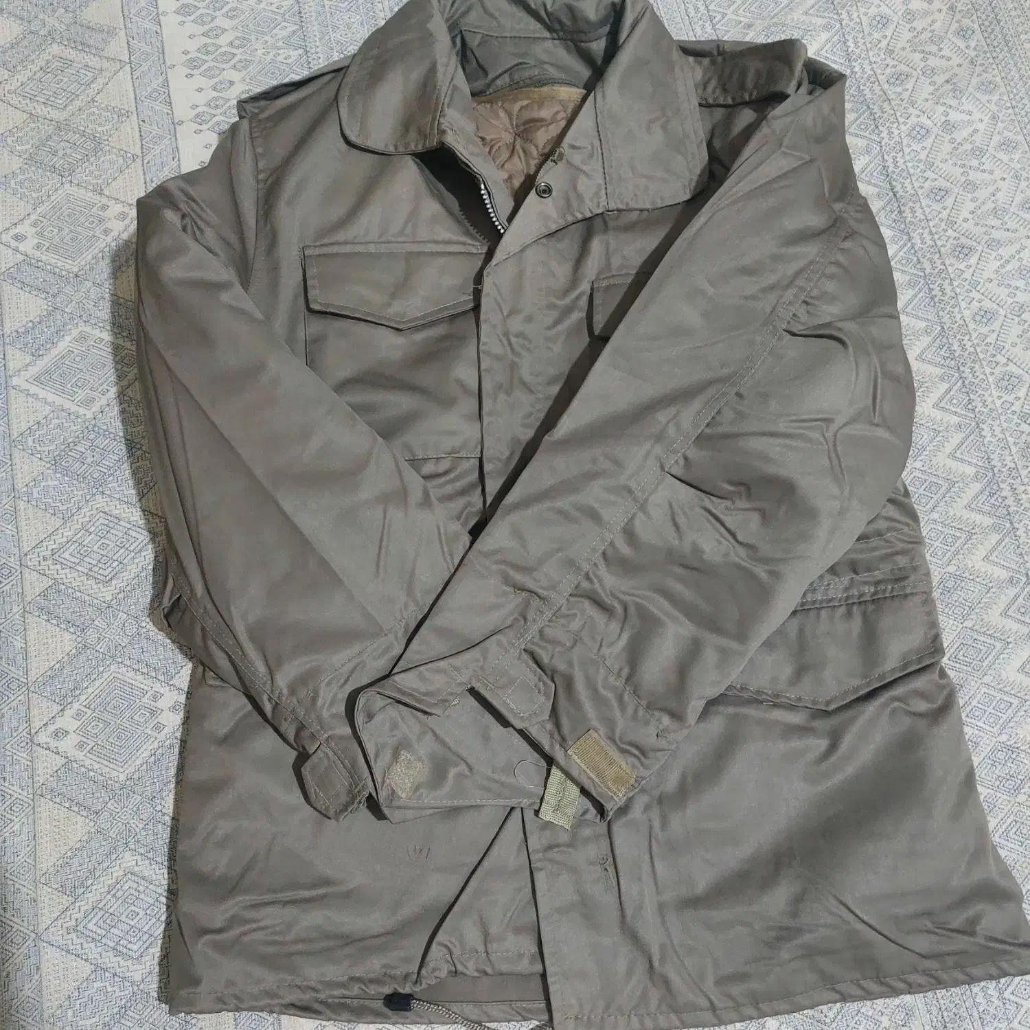 لباس|لباس|عنبرآباد, |دیوار