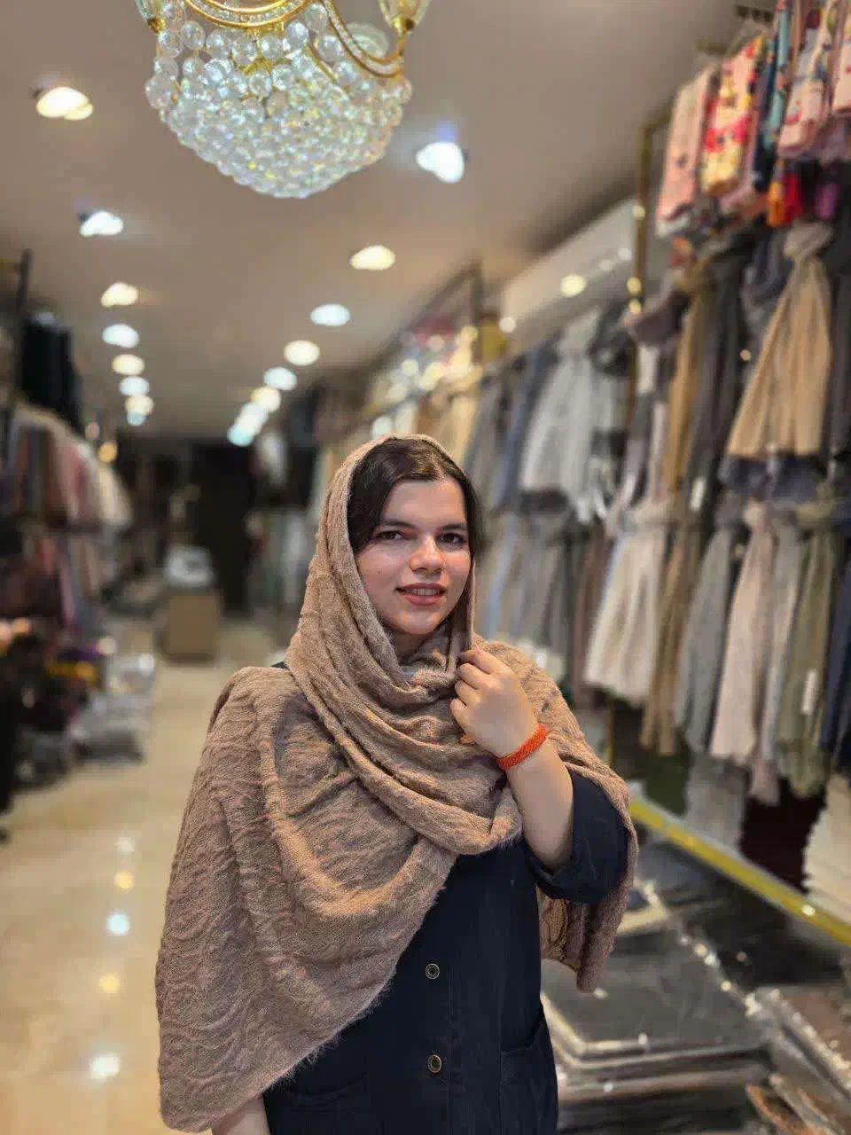 شال پاییزه وارداتی خزدارویژه مغازه دارهای آمل|لباس|آمل, |دیوار