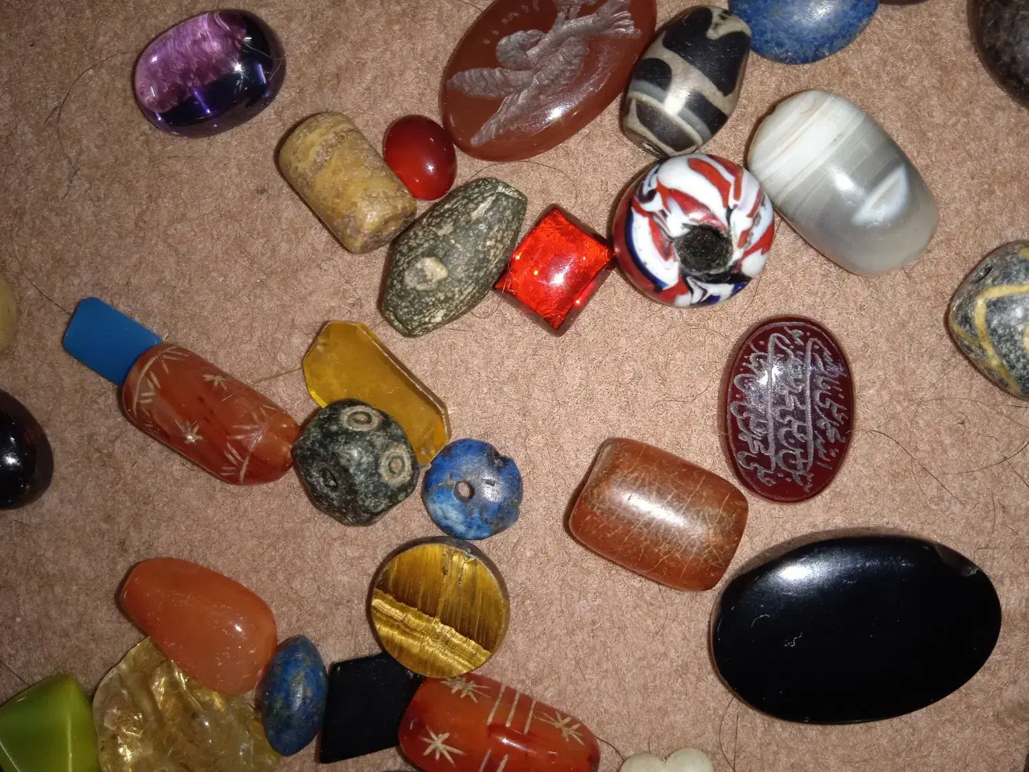 انگشتر نقره با نگین زبرجد و تعدادی انگشتر نقره|جواهرات|زنجان, |دیوار